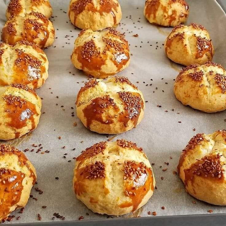 Akşam Çayına Özel Mayasız Kıyır Poğaça Tarifi - 4