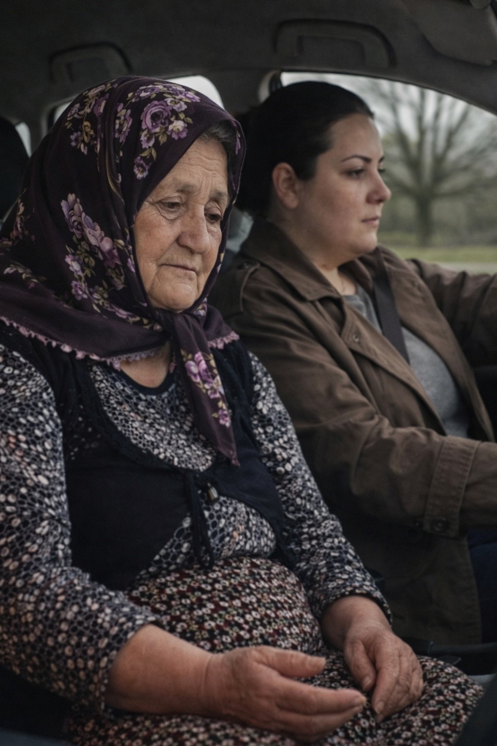 Beni Huzur Evine Verdiler - 2