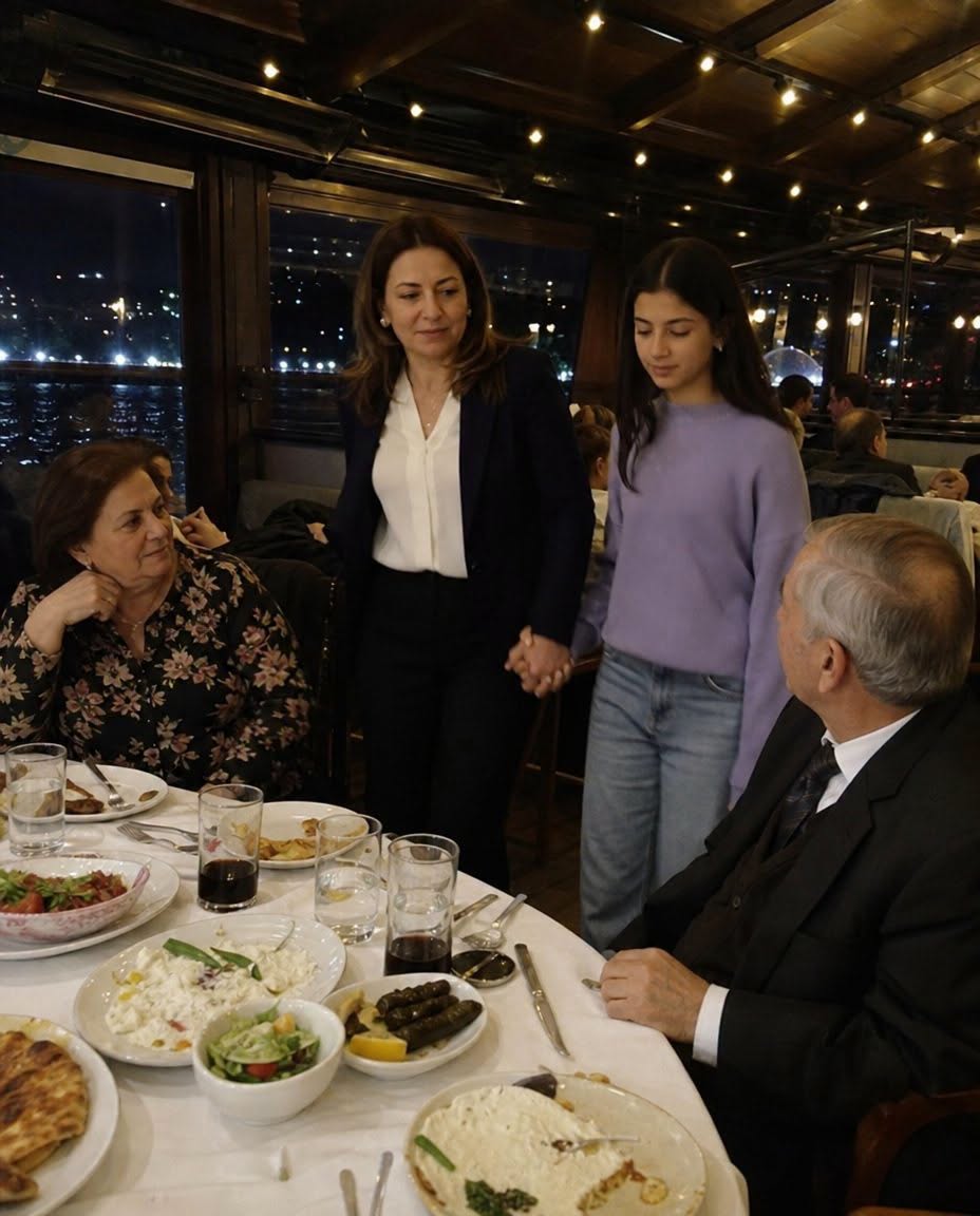 Annem Evlatlık Kızıma Hata Dedi - 1