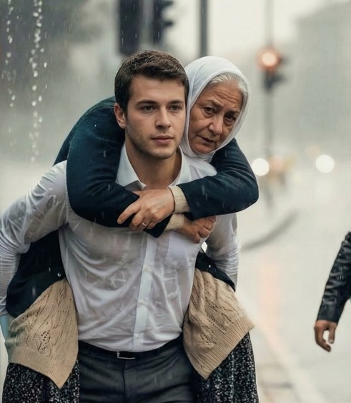 Takım elbisesi içinde genç bir adam koşarak geçiyordu - 1