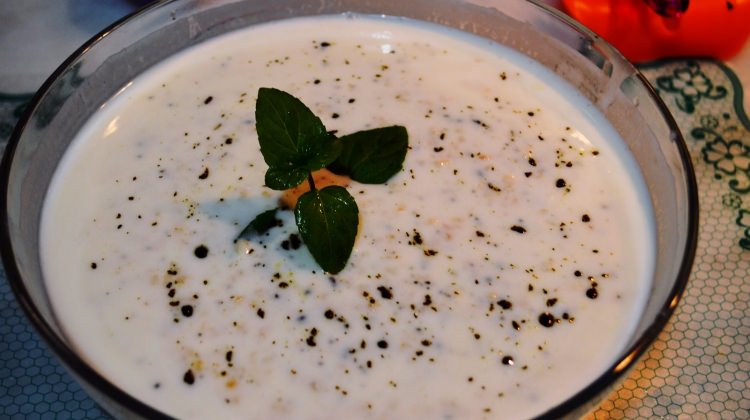 Arpa Şehriyeli Soğuk Çorba Tarifi - 3