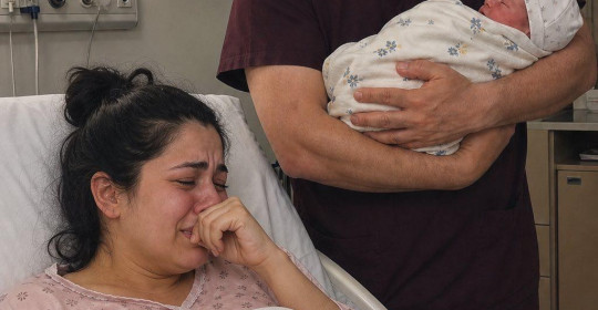 Doğumhanede Yapayalnızdım, Ta Ki Doktor
