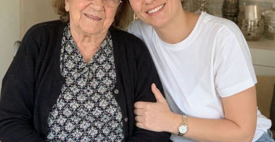 Zengin büyükanneme yıllarca baktım