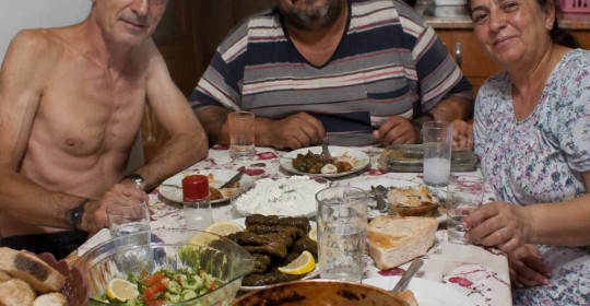 O akşam işten eve her zamankinden daha geç dönmüştüm