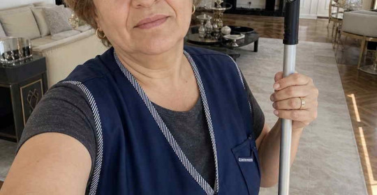 AYNI KADININ EVİNİ TAM SEKİZ YIL BOYUNCA HER PERŞEMBE TEMİZLEDİM