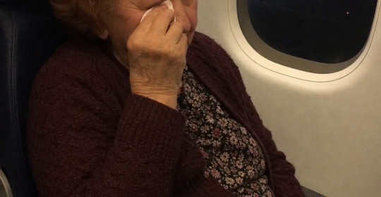 Uçakta Anneme Bağırdı