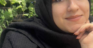 Adım Esra