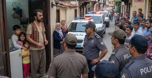 1.100 liraya aldığı ikinci el çamaşır makinesinden pırlanta yüzük çıktı. Fakir baba yüzüğü sahibine geri verdi