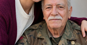 Her pazar günü yalnız yaşayan görme engelli bir gaziye