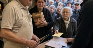 Yaşlı Fırıncı Cenaze Evlerine Yıllarca Bedava Ekmek Götürdü