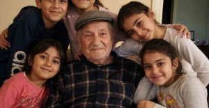 Eşi hayatını kaybettikten sonra yanımıza taşınan