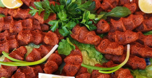 Kim Hayır Diyebilir ki Etsiz Çiğ Köfte Tarifi