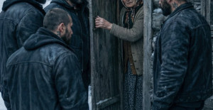 Yaşlı ve yalnız bir kadın
