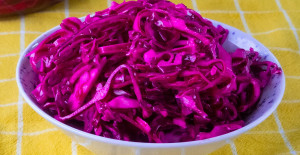 Lokanta Usulü Kırmızı Lahana Turşusu Tarifi