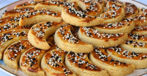 Tuzlu Ay Kurabiye Tarifi