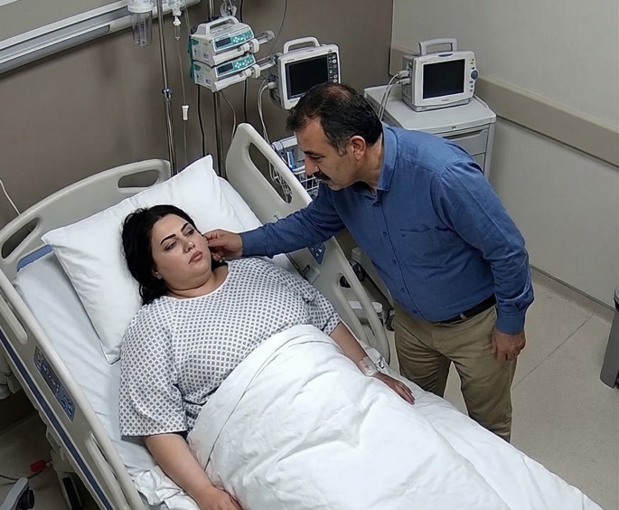 Doktorlar, üç aydır komada olan bir kadını makineden ayırmaya karar verdiler - 1