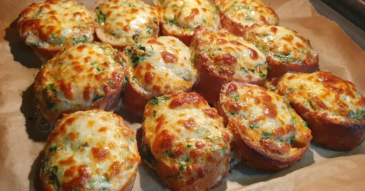 Fırında Kızarmış Kahvaltılık Ekmek Tarifi - 1