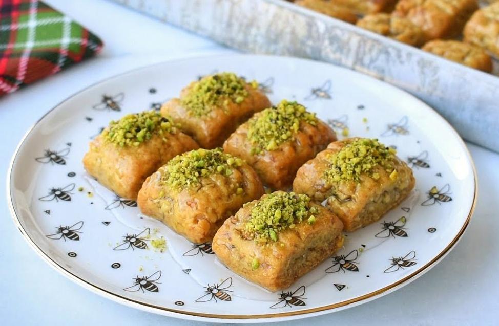 Baklava Lezzetinde Kıyır Kıyır Şerbetli Tatlı Tarifi - 4