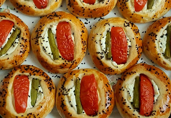 Yumuşacık Pizza Poğaça Tarifi - 2