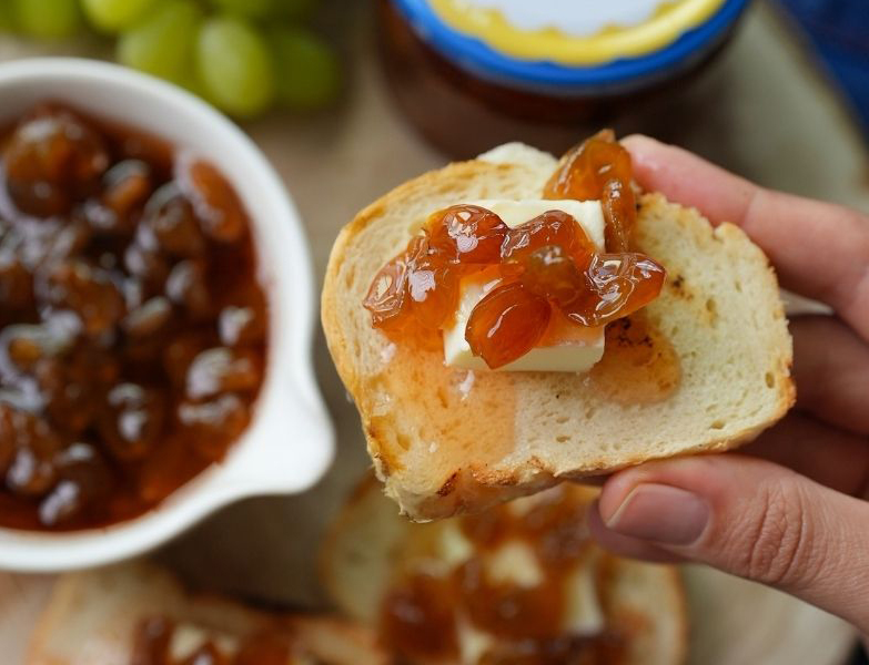 Tam Mevsiminde Üzüm Reçeli Tarifi - 3