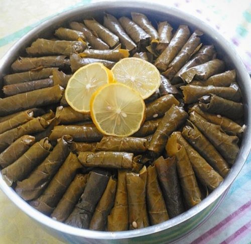 Kıymalı Yaprak Sarma Tarifi - 3