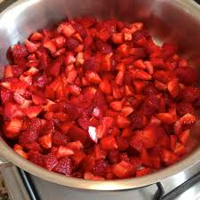 Çilek Reçeli Tarifi - 4