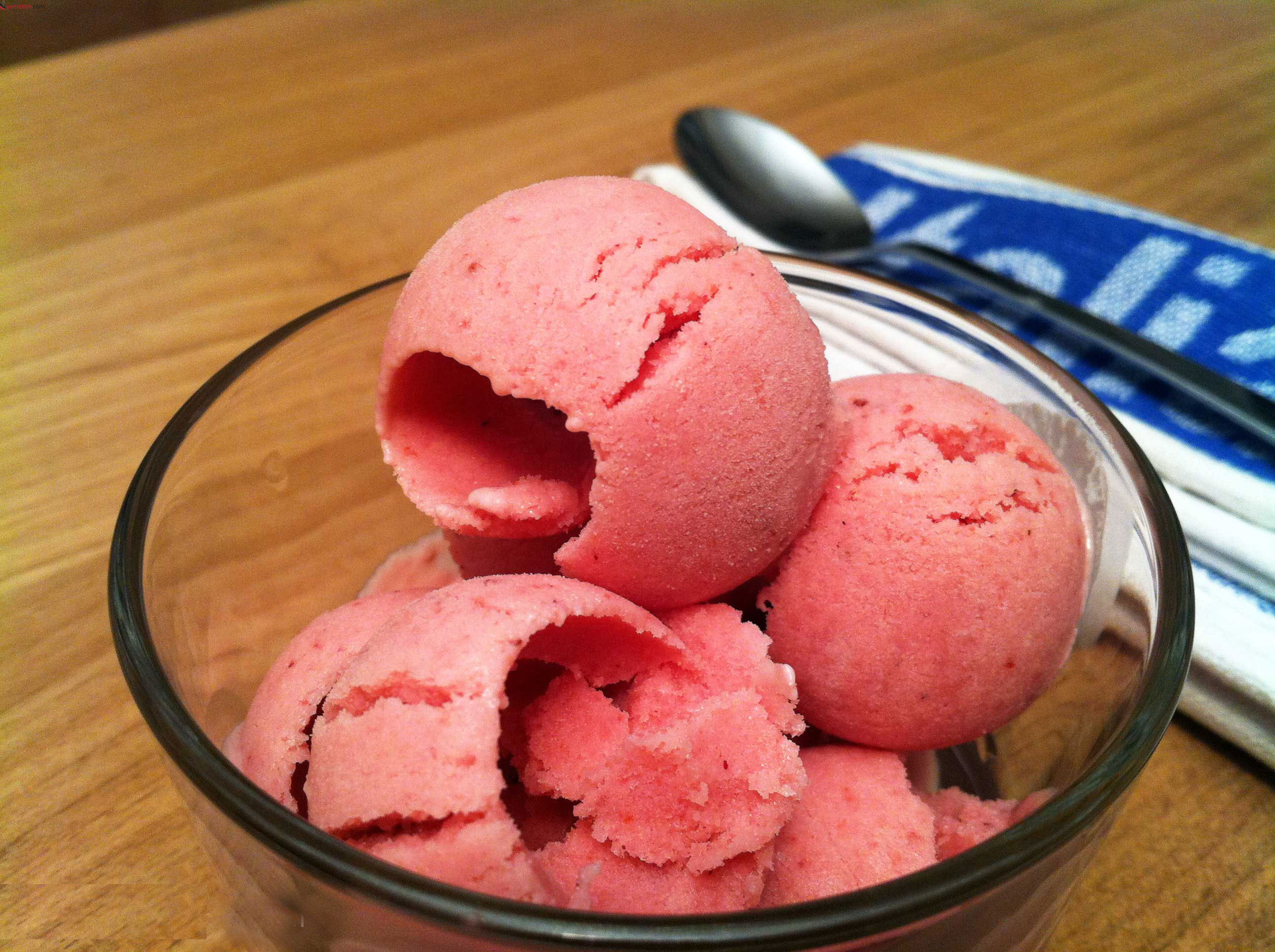 Karpuzlu Dondurma Tarifi - 4