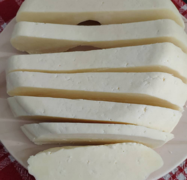 Ev Yapımı Köy Peyniri Tarifi - 3